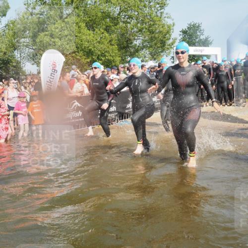 22.06.2025 - Viking Triathlon KatJ http://msf.ph/oto/8065830 22.06.2025 10:06:24 Schwimmen 18, 24, 36, 60, 117, 153, 186, 192, 261, 298, 385, 487, 535 meine-sportfotos.de