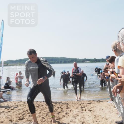 22.06.2025 - Viking Triathlon MichiJ http://msf.ph/oto/8065831 22.06.2025 10:32:10 Schwimmen 63, 147, 193, 207, 214, 226, 271, 464, 488 meine-sportfotos.de