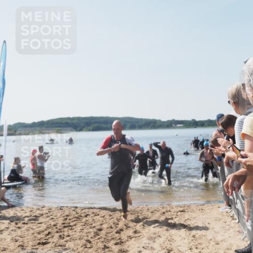 22.06.2025 - Viking Triathlon MichiJ http://msf.ph/oto/8065840 22.06.2025 10:32:11 Schwimmen 63, 147, 173, 193, 207, 214, 226, 271, 464, 488 meine-sportfotos.de
