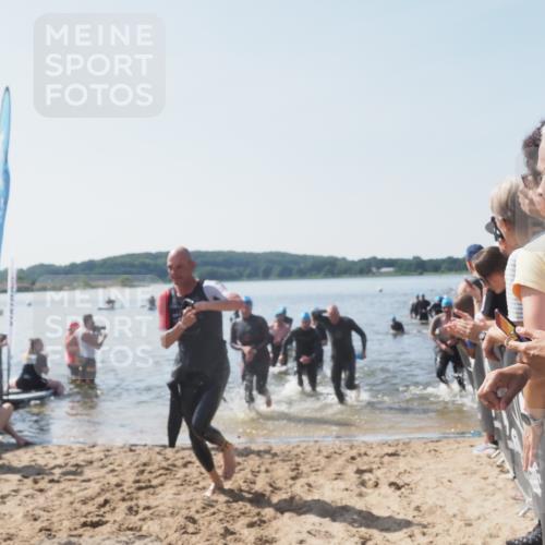 22.06.2025 - Viking Triathlon MichiJ http://msf.ph/oto/8065844 22.06.2025 10:32:12 Schwimmen 63, 147, 173, 193, 207, 214, 226, 271, 461, 464, 488 meine-sportfotos.de