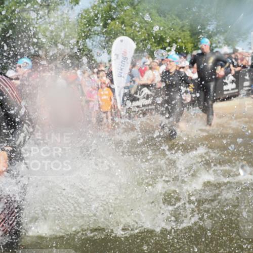 22.06.2025 - Viking Triathlon KatJ http://msf.ph/oto/8065851 22.06.2025 10:06:25 Schwimmen 18, 24, 36, 117, 153, 168, 186, 192, 261, 298, 385, 450, 487, 535, 606 meine-sportfotos.de