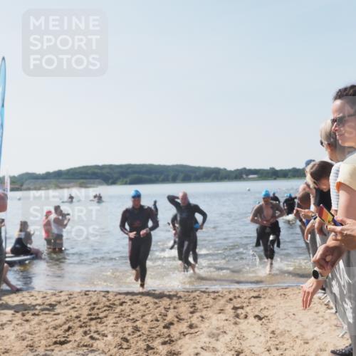 22.06.2025 - Viking Triathlon MichiJ http://msf.ph/oto/8065855 22.06.2025 10:32:13 Schwimmen 53, 63, 147, 173, 193, 207, 214, 226, 271, 461, 464, 488 meine-sportfotos.de