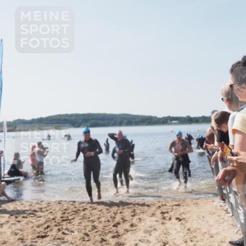 22.06.2025 - Viking Triathlon MichiJ http://msf.ph/oto/8065858 22.06.2025 10:32:13 Schwimmen 53, 63, 147, 173, 193, 207, 214, 226, 271, 461, 464, 488 meine-sportfotos.de