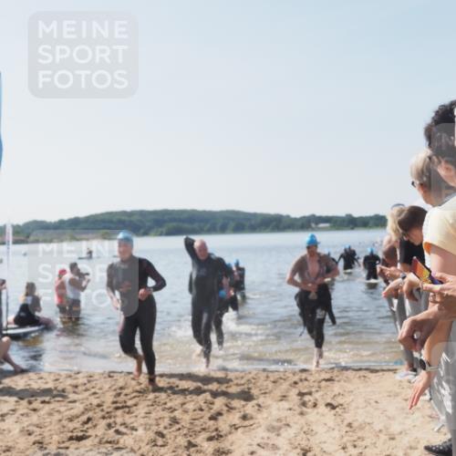 22.06.2025 - Viking Triathlon MichiJ http://msf.ph/oto/8065861 22.06.2025 10:32:13 Schwimmen 53, 63, 147, 173, 193, 207, 214, 226, 271, 461, 464, 488 meine-sportfotos.de