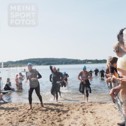 22.06.2025 - Viking Triathlon MichiJ http://msf.ph/oto/8065863 22.06.2025 10:32:14 Schwimmen 53, 147, 173, 193, 207, 214, 226, 271, 461, 464, 488 meine-sportfotos.de