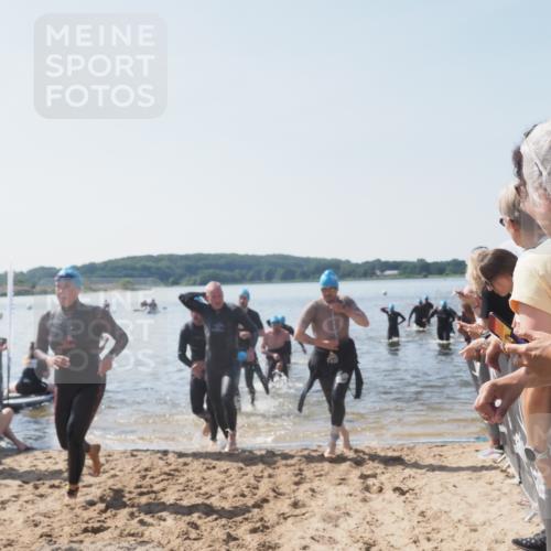 22.06.2025 - Viking Triathlon MichiJ http://msf.ph/oto/8065866 22.06.2025 10:32:14 Schwimmen 53, 147, 173, 193, 207, 214, 226, 271, 461, 464, 488 meine-sportfotos.de