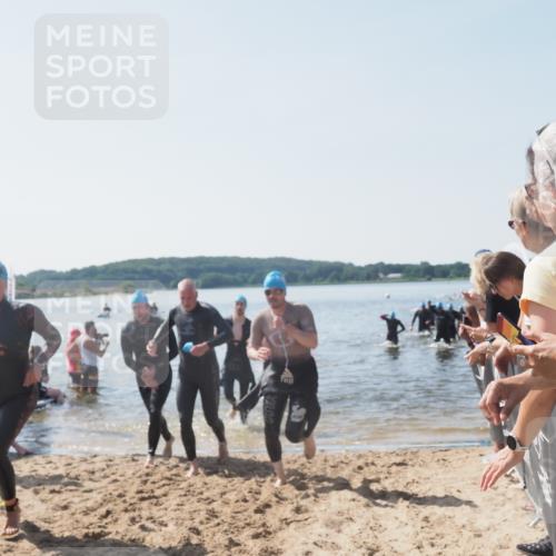 22.06.2025 - Viking Triathlon MichiJ http://msf.ph/oto/8065871 22.06.2025 10:32:15 Schwimmen 53, 147, 173, 193, 207, 214, 226, 271, 461, 464, 488 meine-sportfotos.de