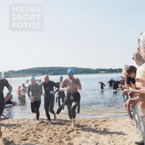 22.06.2025 - Viking Triathlon MichiJ http://msf.ph/oto/8065872 22.06.2025 10:32:15 Schwimmen 53, 147, 173, 193, 207, 214, 226, 271, 461, 464, 488 meine-sportfotos.de
