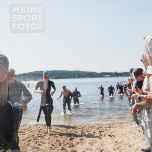 22.06.2025 - Viking Triathlon MichiJ http://msf.ph/oto/8065888 22.06.2025 10:32:16 Schwimmen 53, 147, 173, 193, 207, 214, 226, 271, 461, 464 meine-sportfotos.de