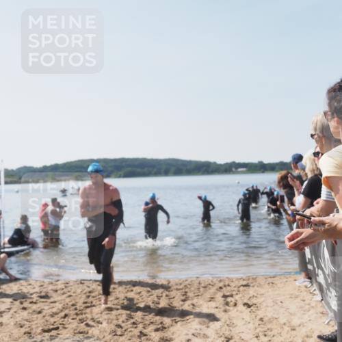 22.06.2025 - Viking Triathlon MichiJ http://msf.ph/oto/8065907 22.06.2025 10:32:19 Schwimmen 53, 147, 173, 207, 214, 461, 492 meine-sportfotos.de