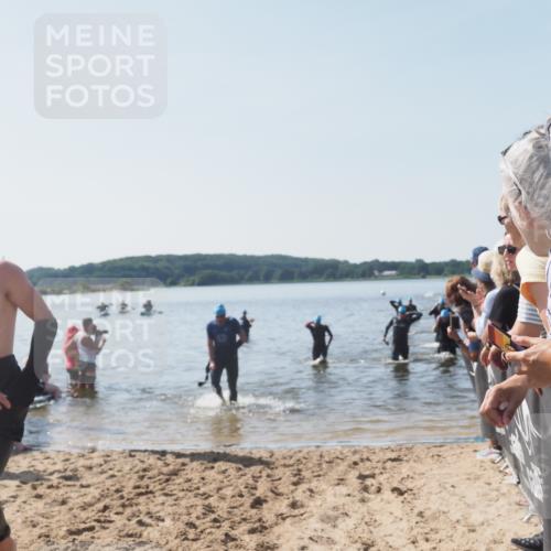 22.06.2025 - Viking Triathlon MichiJ http://msf.ph/oto/8065917 22.06.2025 10:32:20 Schwimmen 53, 147, 170, 173, 207, 214, 461, 492 meine-sportfotos.de