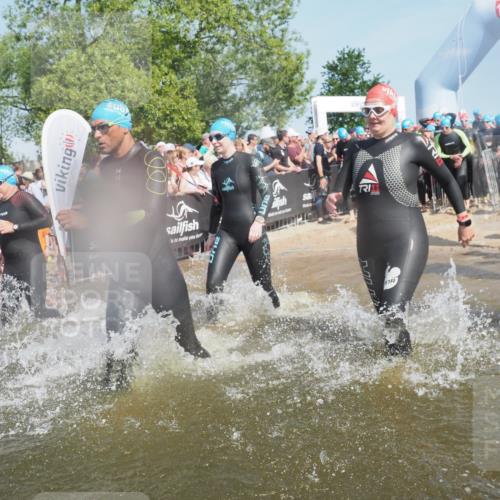 22.06.2025 - Viking Triathlon KatJ http://msf.ph/oto/8065927 22.06.2025 10:06:31 Schwimmen 18, 24, 36, 93, 109, 168, 186, 192, 205, 261, 298, 358, 376, 450, 606 meine-sportfotos.de
