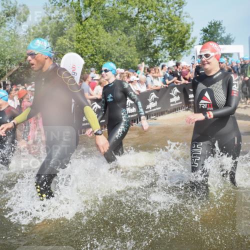 22.06.2025 - Viking Triathlon KatJ http://msf.ph/oto/8065939 22.06.2025 10:06:31 Schwimmen 18, 24, 36, 93, 109, 168, 186, 192, 205, 261, 298, 358, 376, 450, 606 meine-sportfotos.de
