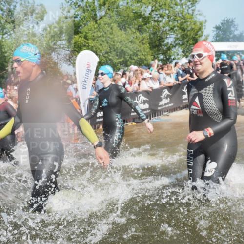 22.06.2025 - Viking Triathlon KatJ http://msf.ph/oto/8065944 22.06.2025 10:06:32 Schwimmen 18, 24, 36, 93, 109, 168, 186, 192, 205, 261, 298, 358, 376, 450, 606 meine-sportfotos.de