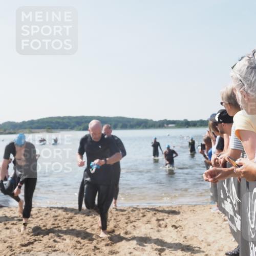 22.06.2025 - Viking Triathlon MichiJ http://msf.ph/oto/8065952 22.06.2025 10:32:32 Schwimmen 53, 80, 170, 173, 208, 278, 461, 492 meine-sportfotos.de