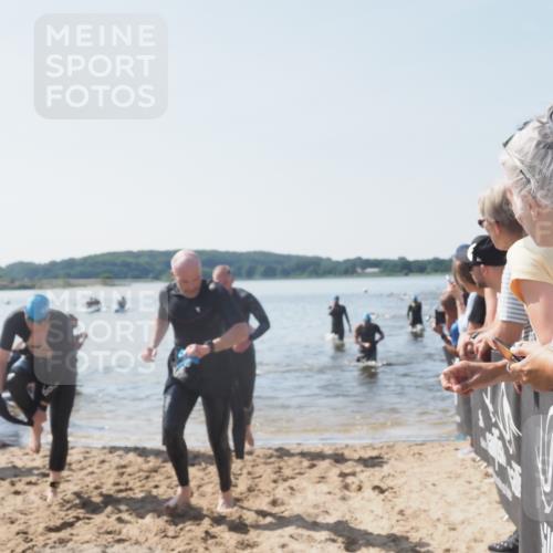 22.06.2025 - Viking Triathlon MichiJ http://msf.ph/oto/8065954 22.06.2025 10:32:32 Schwimmen 53, 80, 170, 173, 208, 278, 461, 492 meine-sportfotos.de