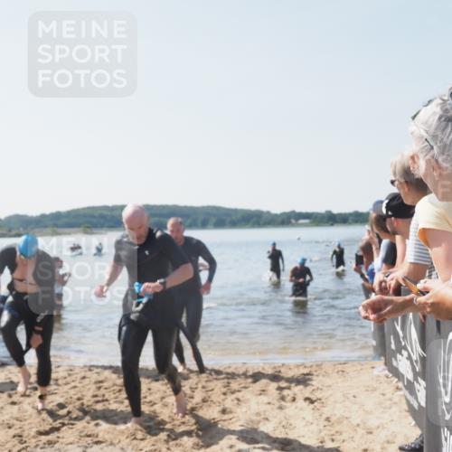22.06.2025 - Viking Triathlon MichiJ http://msf.ph/oto/8065956 22.06.2025 10:32:32 Schwimmen 53, 80, 170, 173, 208, 278, 461, 492 meine-sportfotos.de