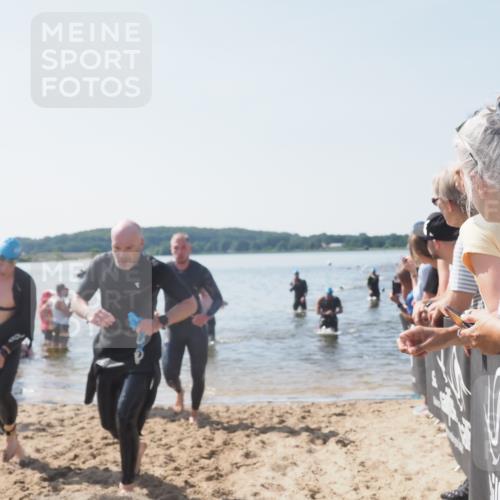 22.06.2025 - Viking Triathlon MichiJ http://msf.ph/oto/8065959 22.06.2025 10:32:33 Schwimmen 53, 80, 170, 208, 278, 461, 492 meine-sportfotos.de