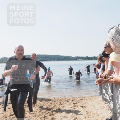 22.06.2025 - Viking Triathlon MichiJ http://msf.ph/oto/8065963 22.06.2025 10:32:33 Schwimmen 53, 80, 170, 208, 278, 461, 492 meine-sportfotos.de