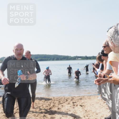 22.06.2025 - Viking Triathlon MichiJ http://msf.ph/oto/8065967 22.06.2025 10:32:34 Schwimmen 53, 80, 170, 208, 278, 492 meine-sportfotos.de