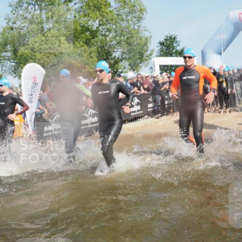 22.06.2025 - Viking Triathlon KatJ http://msf.ph/oto/8065978 22.06.2025 10:06:35 Schwimmen 44, 74, 93, 109, 159, 168, 186, 205, 219, 261, 358, 376, 450, 606, 625 meine-sportfotos.de