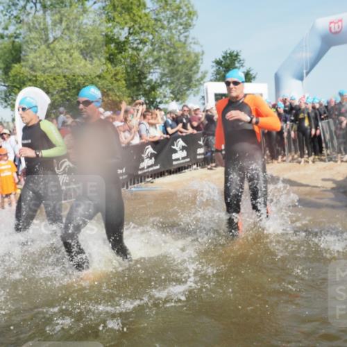 22.06.2025 - Viking Triathlon KatJ http://msf.ph/oto/8065985 22.06.2025 10:06:35 Schwimmen 44, 74, 93, 109, 159, 168, 186, 205, 219, 261, 358, 376, 450, 606, 625 meine-sportfotos.de