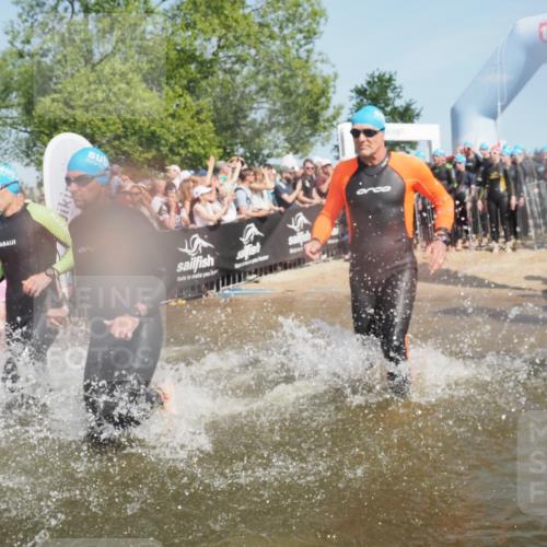 22.06.2025 - Viking Triathlon KatJ http://msf.ph/oto/8065991 22.06.2025 10:06:35 Schwimmen 44, 74, 93, 109, 159, 168, 186, 205, 219, 261, 358, 376, 450, 606, 625 meine-sportfotos.de