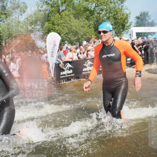 22.06.2025 - Viking Triathlon KatJ http://msf.ph/oto/8066008 22.06.2025 10:06:36 Schwimmen 44, 74, 93, 109, 159, 168, 186, 205, 219, 261, 358, 376, 450, 606, 625 meine-sportfotos.de