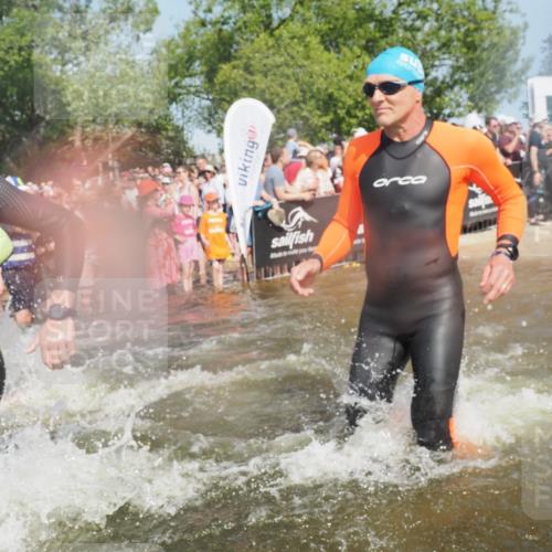 22.06.2025 - Viking Triathlon KatJ http://msf.ph/oto/8066014 22.06.2025 10:06:36 Schwimmen 44, 74, 93, 109, 159, 168, 186, 205, 219, 261, 358, 376, 450, 606, 625 meine-sportfotos.de