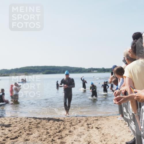 22.06.2025 - Viking Triathlon MichiJ http://msf.ph/oto/8066026 22.06.2025 10:32:43 Schwimmen 80, 208, 278, 554 meine-sportfotos.de