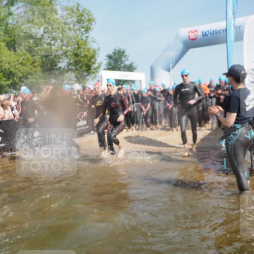 22.06.2025 - Viking Triathlon KatJ http://msf.ph/oto/8066035 22.06.2025 10:06:39 Schwimmen 44, 74, 93, 109, 159, 168, 205, 219, 358, 376, 450, 606, 625 meine-sportfotos.de