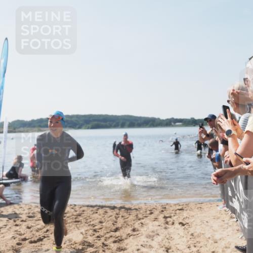 22.06.2025 - Viking Triathlon MichiJ http://msf.ph/oto/8066062 22.06.2025 10:32:51 Schwimmen 113, 208, 278, 287, 554 meine-sportfotos.de