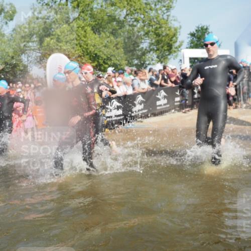 22.06.2025 - Viking Triathlon KatJ http://msf.ph/oto/8066064 22.06.2025 10:06:40 Schwimmen 44, 74, 93, 109, 159, 165, 205, 217, 219, 257, 282, 358, 376, 501, 625 meine-sportfotos.de
