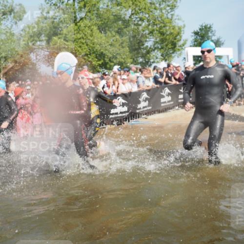 22.06.2025 - Viking Triathlon KatJ http://msf.ph/oto/8066066 22.06.2025 10:06:40 Schwimmen 44, 74, 93, 109, 159, 165, 205, 217, 219, 257, 282, 358, 376, 501, 625 meine-sportfotos.de