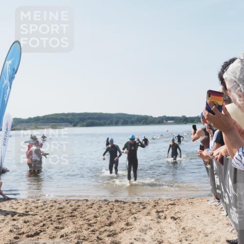 22.06.2025 - Viking Triathlon MichiJ http://msf.ph/oto/8066081 22.06.2025 10:33:05 Schwimmen 91, 113, 287, 387, 399 meine-sportfotos.de