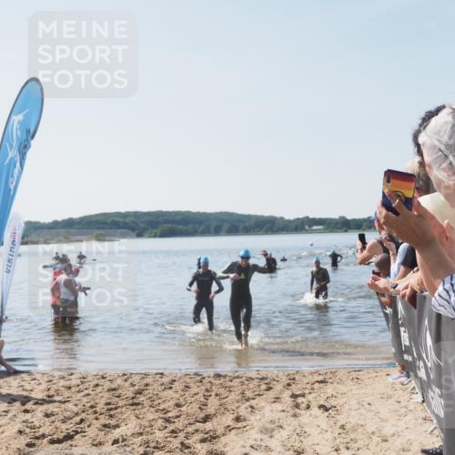 22.06.2025 - Viking Triathlon MichiJ http://msf.ph/oto/8066086 22.06.2025 10:33:05 Schwimmen 91, 113, 287, 387, 399 meine-sportfotos.de