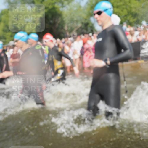22.06.2025 - Viking Triathlon KatJ http://msf.ph/oto/8066093 22.06.2025 10:06:41 Schwimmen 44, 74, 93, 109, 159, 165, 205, 217, 219, 257, 282, 358, 376, 501, 625 meine-sportfotos.de