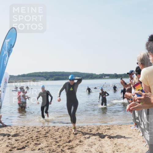 22.06.2025 - Viking Triathlon MichiJ http://msf.ph/oto/8066110 22.06.2025 10:33:07 Schwimmen 91, 113, 287, 387, 399 meine-sportfotos.de