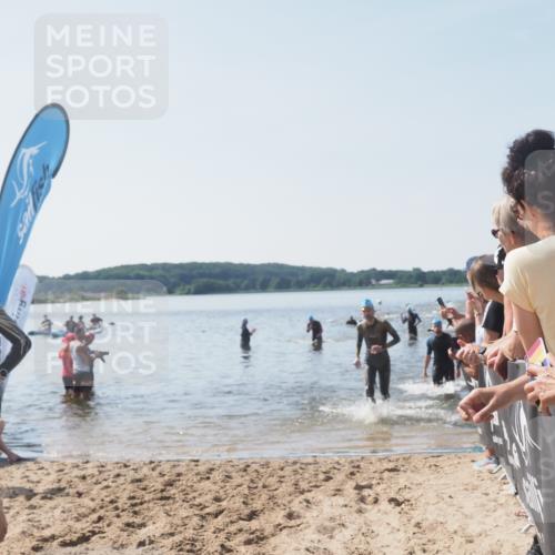 22.06.2025 - Viking Triathlon MichiJ http://msf.ph/oto/8066130 22.06.2025 10:33:10 Schwimmen 28, 91, 113, 387, 399, 608 meine-sportfotos.de