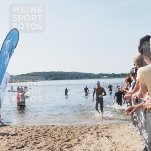 22.06.2025 - Viking Triathlon MichiJ http://msf.ph/oto/8066135 22.06.2025 10:33:11 Schwimmen 28, 91, 387, 399, 608 meine-sportfotos.de