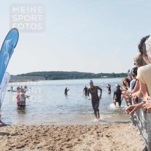 22.06.2025 - Viking Triathlon MichiJ http://msf.ph/oto/8066136 22.06.2025 10:33:11 Schwimmen 28, 91, 387, 399, 608 meine-sportfotos.de