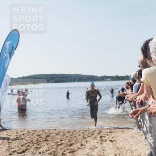 22.06.2025 - Viking Triathlon MichiJ http://msf.ph/oto/8066140 22.06.2025 10:33:11 Schwimmen 28, 91, 387, 399, 608 meine-sportfotos.de