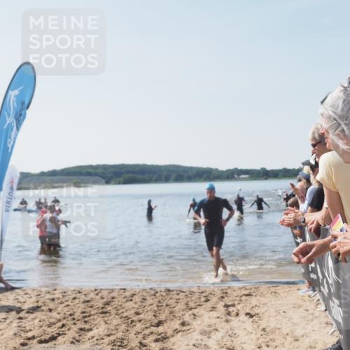 22.06.2025 - Viking Triathlon MichiJ http://msf.ph/oto/8066157 22.06.2025 10:33:14 Schwimmen 28, 91, 300, 387, 399, 608 meine-sportfotos.de