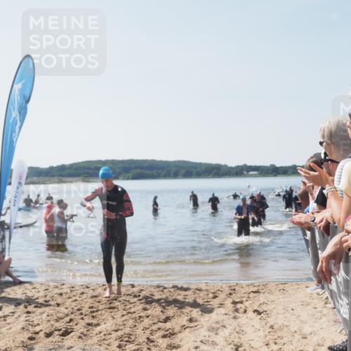 22.06.2025 - Viking Triathlon MichiJ http://msf.ph/oto/8066178 22.06.2025 10:33:24 Schwimmen 28, 38, 300, 382, 387, 522, 524, 608 meine-sportfotos.de