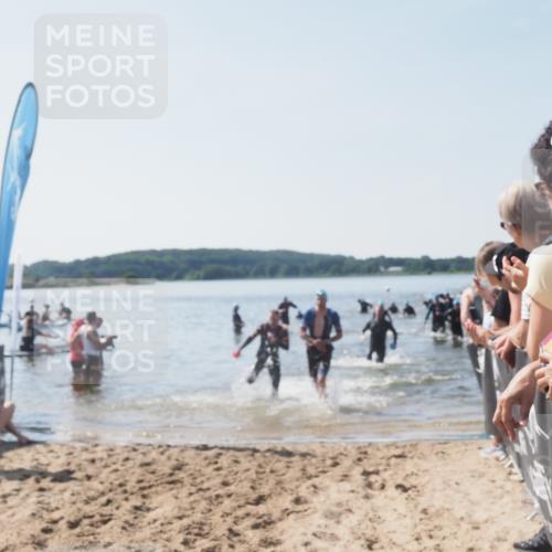 22.06.2025 - Viking Triathlon MichiJ http://msf.ph/oto/8066182 22.06.2025 10:33:26 Schwimmen 28, 38, 300, 382, 387, 522, 524, 608 meine-sportfotos.de