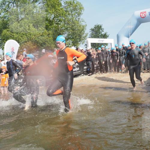 22.06.2025 - Viking Triathlon KatJ http://msf.ph/oto/8066195 22.06.2025 10:06:50 Schwimmen 66, 165, 183, 217, 257, 282, 290, 318, 321, 337, 468, 479, 501, 525, 533 meine-sportfotos.de