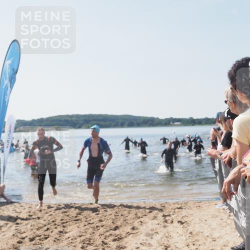 22.06.2025 - Viking Triathlon MichiJ http://msf.ph/oto/8066196 22.06.2025 10:33:28 Schwimmen 28, 38, 300, 348, 382, 522, 524, 608 meine-sportfotos.de