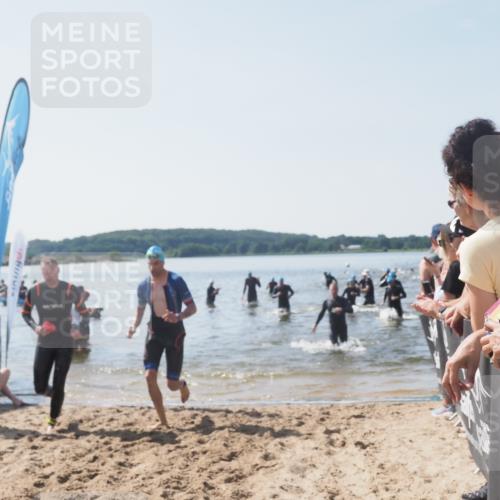 22.06.2025 - Viking Triathlon MichiJ http://msf.ph/oto/8066197 22.06.2025 10:33:28 Schwimmen 28, 38, 300, 348, 382, 522, 524, 608 meine-sportfotos.de