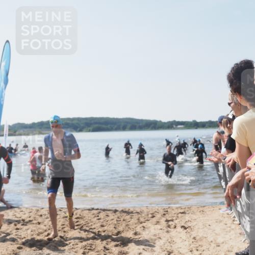 22.06.2025 - Viking Triathlon MichiJ http://msf.ph/oto/8066202 22.06.2025 10:33:29 Schwimmen 28, 38, 255, 300, 304, 348, 382, 457, 522, 524, 608 meine-sportfotos.de