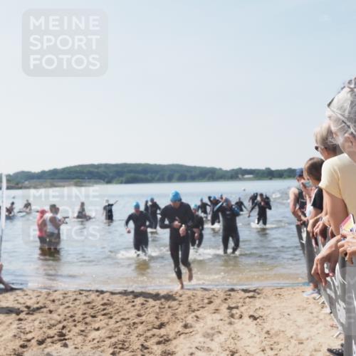 22.06.2025 - Viking Triathlon MichiJ http://msf.ph/oto/8066226 22.06.2025 10:33:37 Schwimmen 5, 38, 149, 255, 304, 348, 382, 457, 522, 524 meine-sportfotos.de